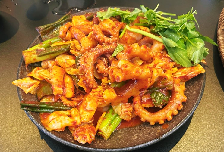  선릉 점심맛집 추천 호선생전 매콤 낙지볶음 칼국수