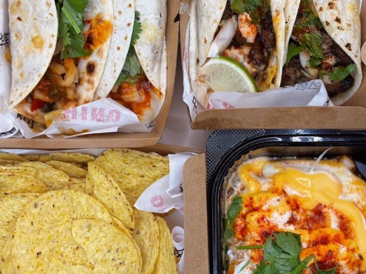 강남역 맛집 타코 마라 조합의 푸짐한 메뉴 치노