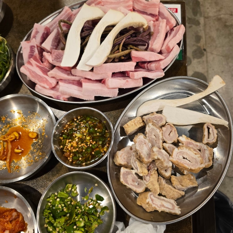  대구 만촌동 맛집 봉자막창 대구만촌점 솔직후기 (삼겹살, 막창, 김치말이국수, 우삼겹된장찌개)
