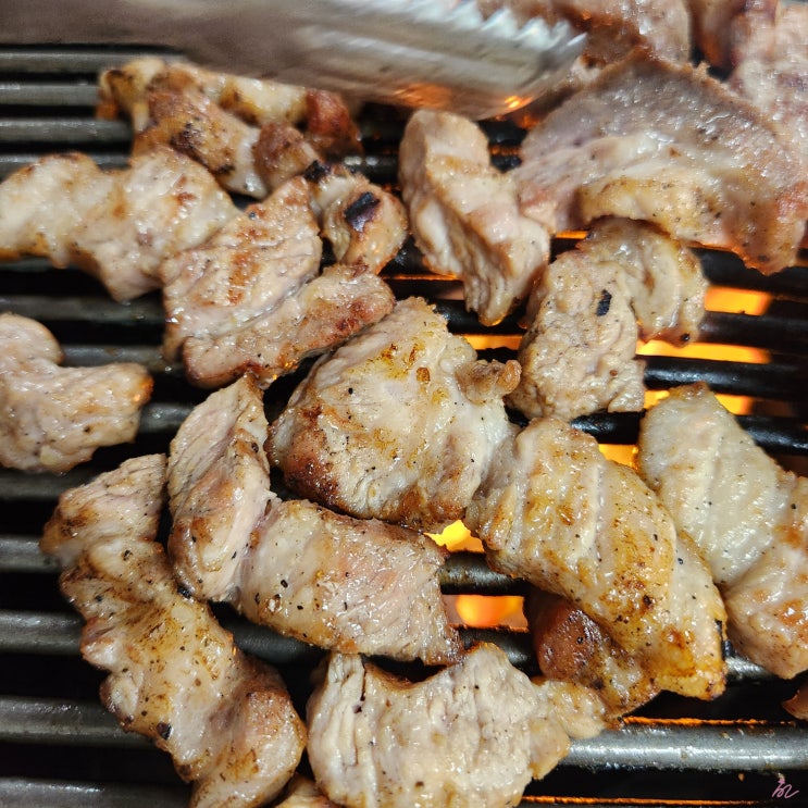  내돈내산 [방화동] 왕장군 주먹고기 - 연탄불에 구운 두툼한 고기 존맛집