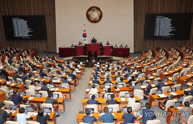  민주 속도전에 국힘 '필리버스터' 맞대응…내일 입법 충돌 예고