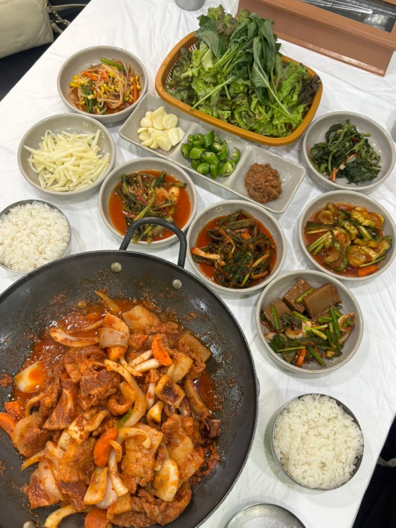 [정선여행] 로컬 맛집 ‘태백식당’ 다양한 반찬으로 할머니밥상! 든든한 아침밥 해결