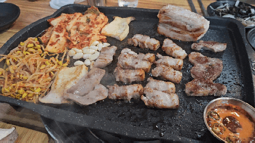  부산 개금역 고기 맛집 신선한 생고기 전문점 화돈가