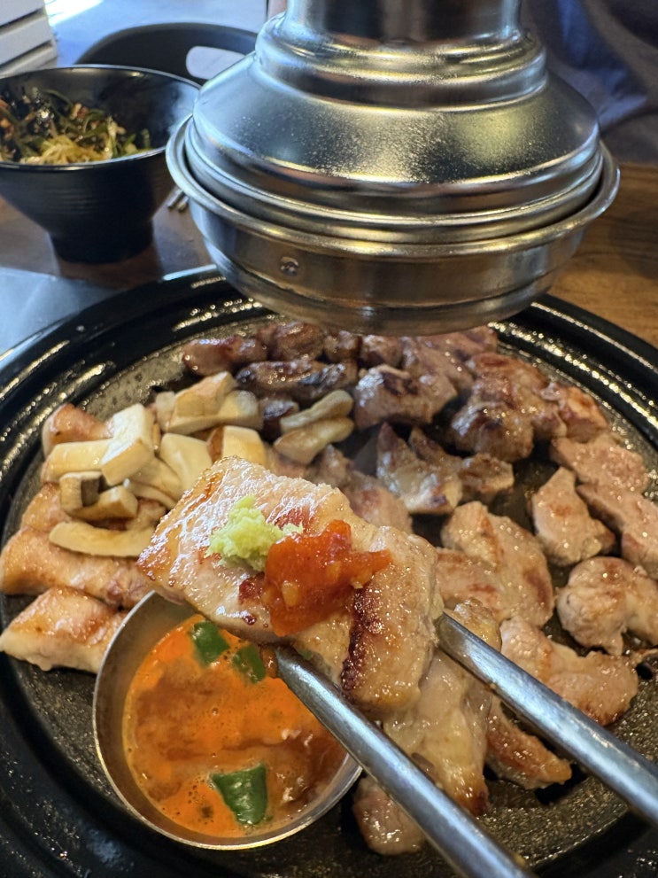  위례 삼겹살맛집 육시리 위례점:) 통삼겹살 구워주는 고깃집