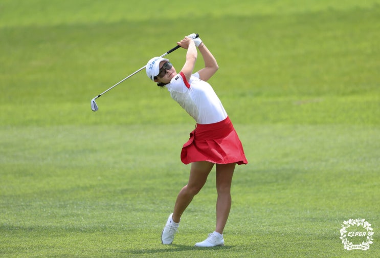 <b>고지원</b>, KLPGA 투어... 레이디스 챔피언십 3R 1타 차 <b>단독 선두</b>