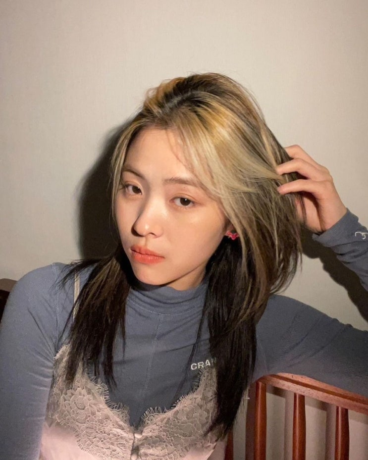  [미금역 투톤염색] 류진처럼 시크하고 힙하게! 블랙&블론드 레이어드 스타일