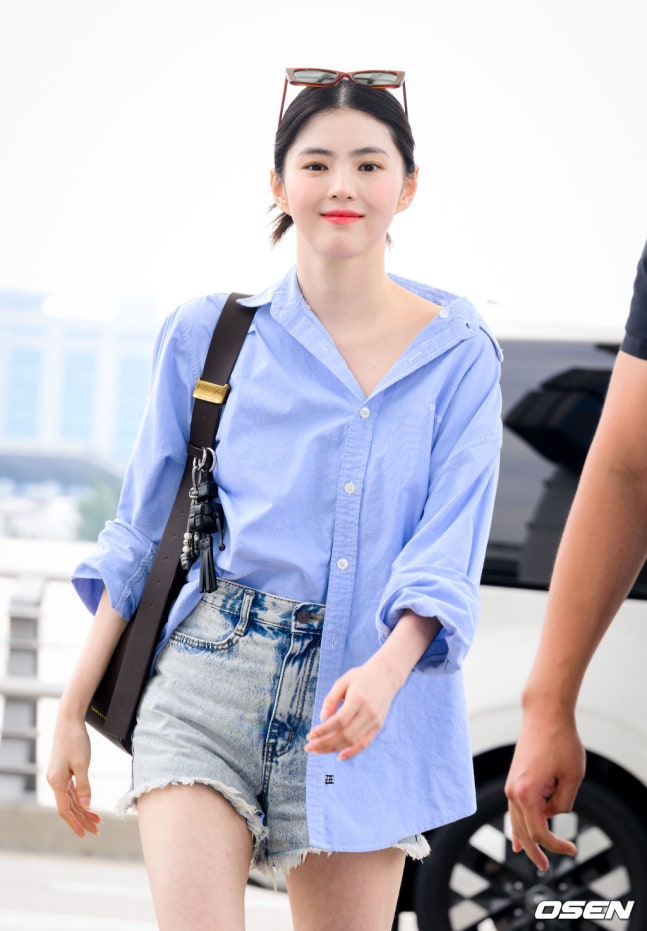  [공항패션]한소희가 입으면 다르다… 꾸안꾸의 정석, 출국룩️