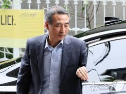 특검, <b>김건희 여사</b> 대면조사 앞두고 이종호 전 대표 <b>구속영장</b>... 