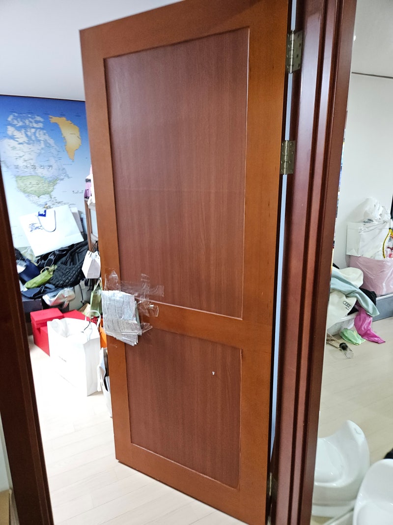 부서진 방문짝교체비용 작업후기사례 전문업체