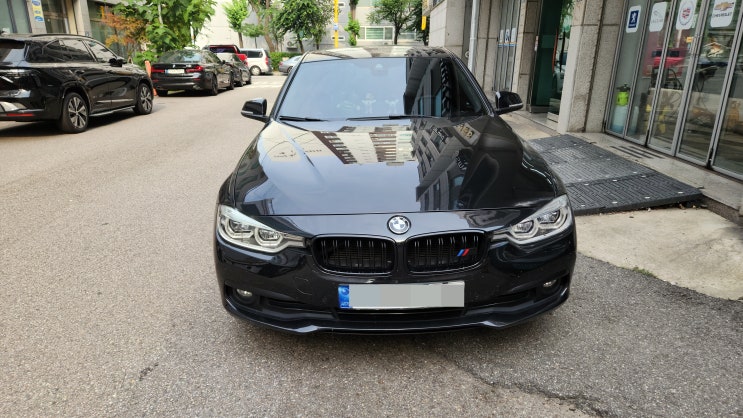 BMW F30  차선 변경 시 안전을 위한 측후방 센서 BSA 장착