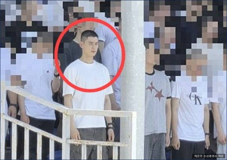 <b>차은우</b>, 논산훈련소 근황, 단체방에 '살려달라'는 메시지 남겨