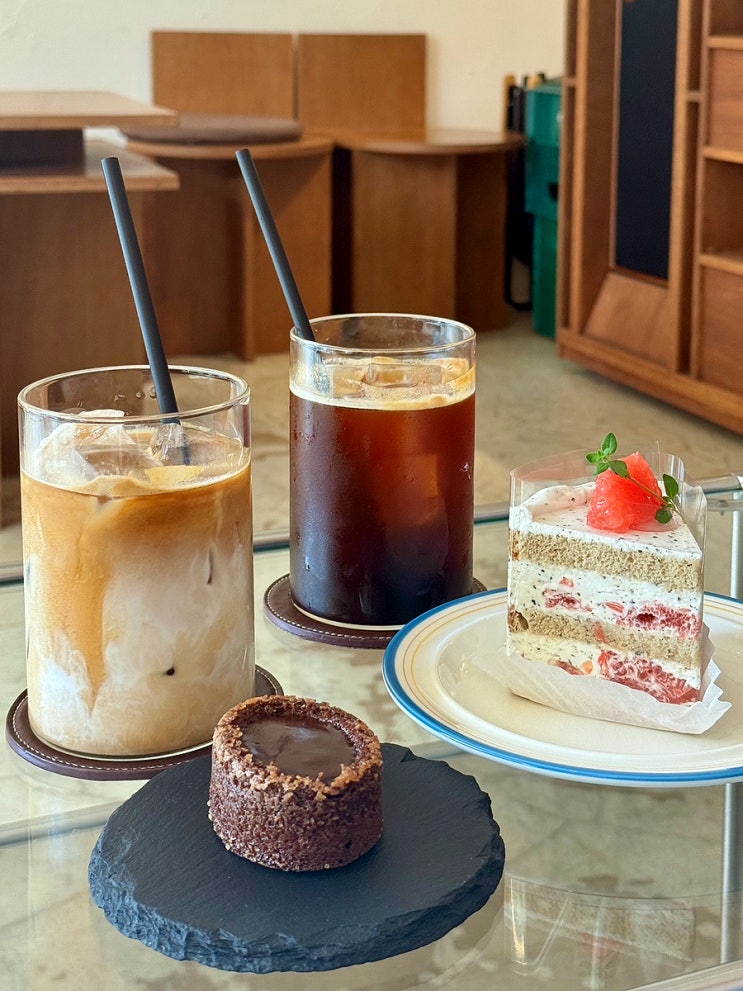  보라매역 카페 써터커피 커피 & 디저트 맛집 신길동 카페