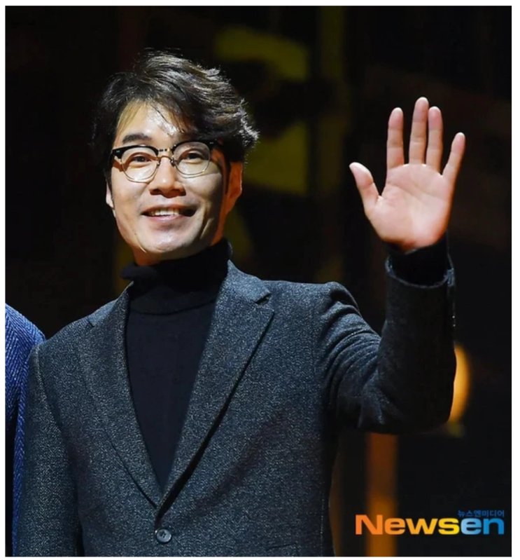 배우 <b>송영규</b>, 차량 안에서 숨진 채 발견…충격 속 <b>추모 물결</b>
