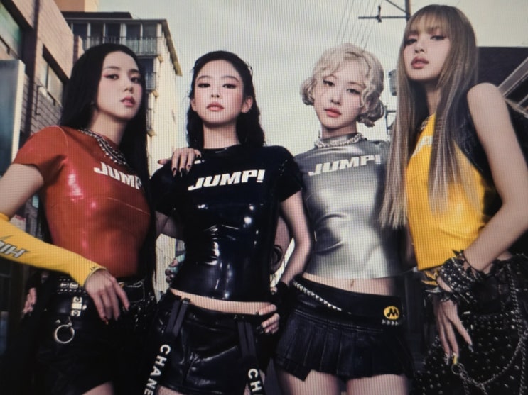 소식] '<b>핑크 베놈</b>' 뮤직 비디오 <b>10억 뷰</b> 돌파 / <b>블랙핑크</b>,  7월... 