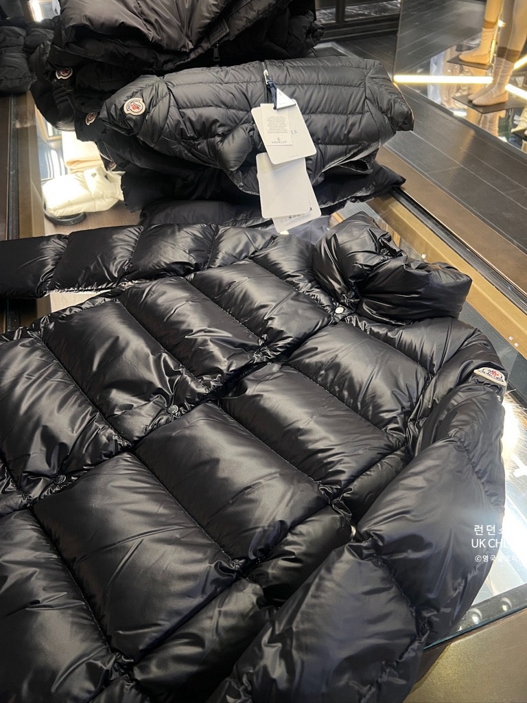몽클레어 가성비패딩 ☆ 코체비스 블랙 사이즈 풀렸어요 !