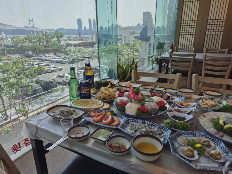  신선한 자연산 회를 만날 수 있는 광안리맛집, 윤희횟집 광안리본점