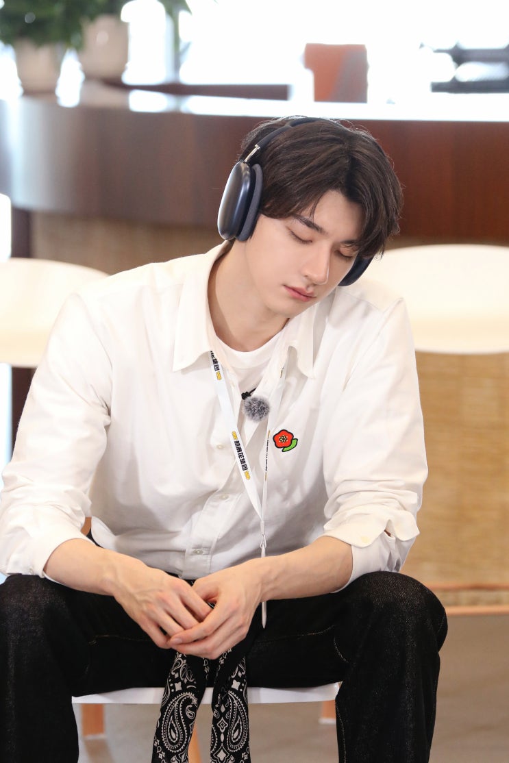  [250726] 麻花特开心2(마화특개심2) 촬영현장 _ 린이 웨이보, 린이자습실 웨이보