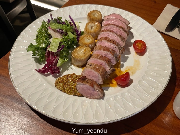  문래동 분위기 좋은 데이트 맛집 '문뜩'