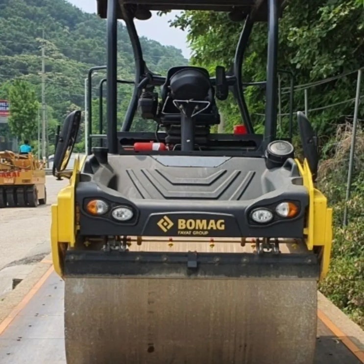  BOMAG BW151AD5 2018년식 8800만원 판매합니다.