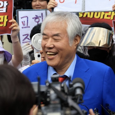 ‘신의한수’ <b>신혜식</b> 자택 압수수색! <b>서부지법</b> 폭동 사건 전말... 