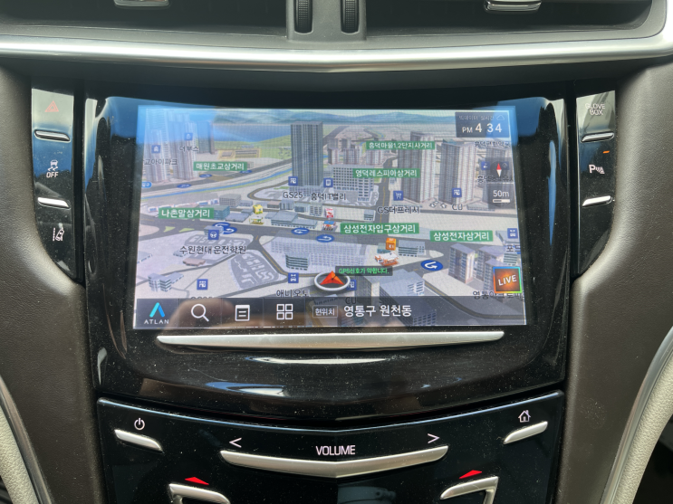  캐딜락 XTS 네비 | M2C-110A 탈거 후 큐로이300 아틀란 수원 매립