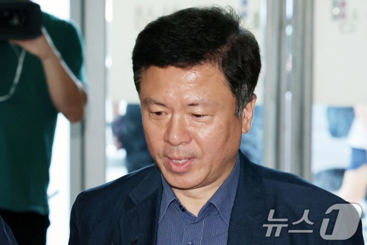 [속보]  <b>전하규 국방부 대변인</b>... 이첩 보류 지시, 국방부... 