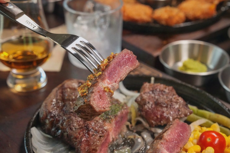  충주활옥동굴근처맛집, 가족과 외식하기 좋은 훗스테이크 충주점!