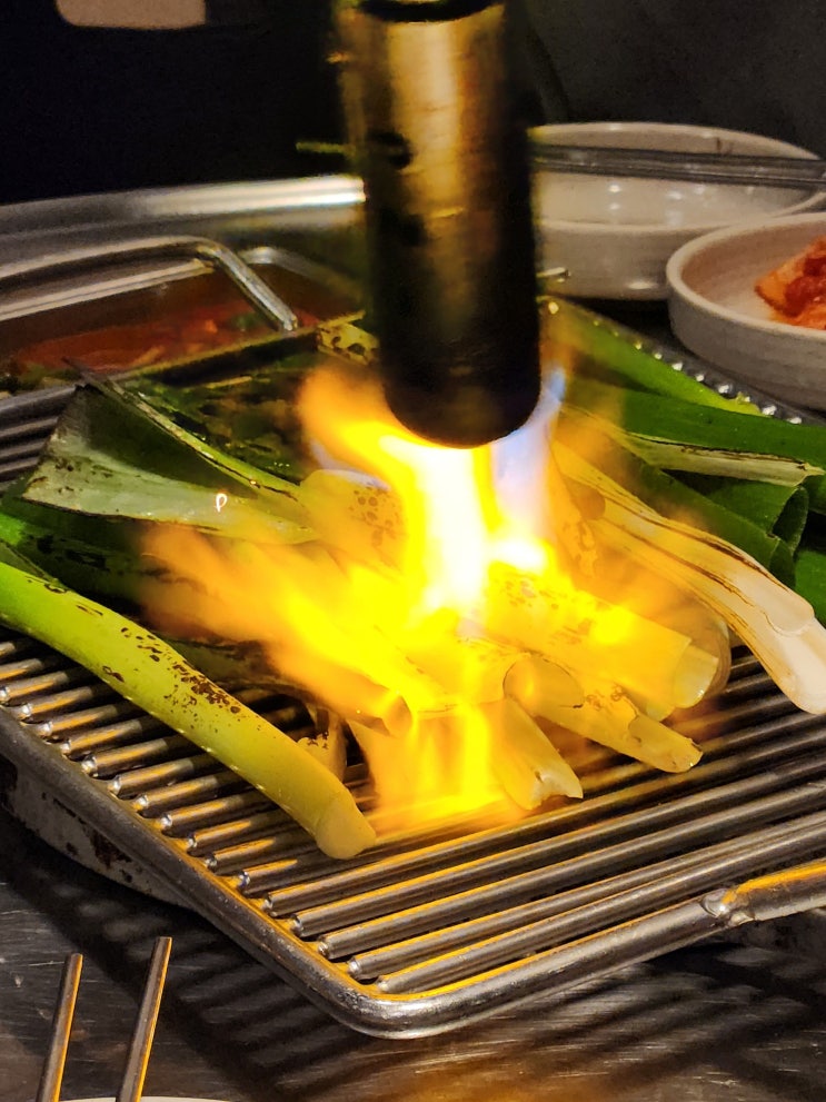  [청라 커넬웨이 맛집] 불쇼 퍼포먼스가 끝내주는 청라 마장부속고기.꼼장어 찐맛집 후기
