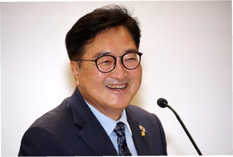 <b>우원식</b> 국회의장, <b>내란특검</b> 조사: 12·3 비상계엄 사태의... 