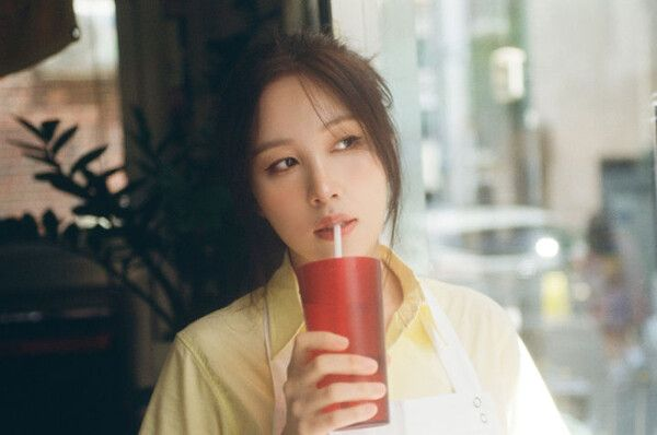 권진아, 청량한 서머 러브송 '화이트 와인' 발매