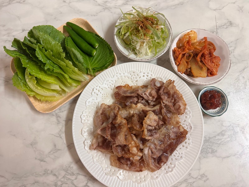 서초갈비 꽃삼겹살 부광식육점 집에서 냉동삼겹살 굽기