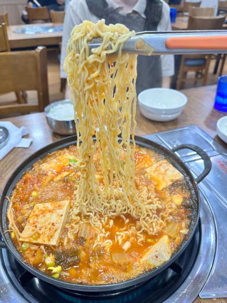  광양 중마동 김치전골 맛집 - 연수정