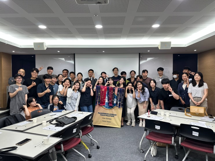  15년 째 운영 중인 맛있는 한국어 토스트마스터즈 발표와 네트워킹 모두 잡을 수 있는 서울 강남 스피치 모임