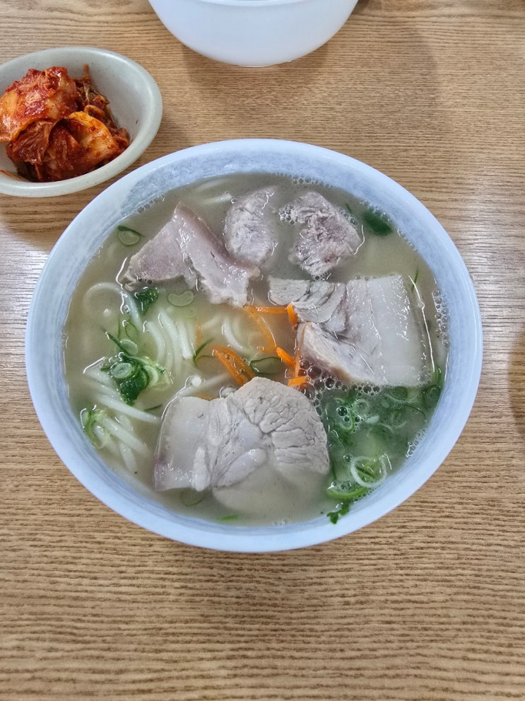  제주에서 꽤 오래된 고기국수맛집 골막식당