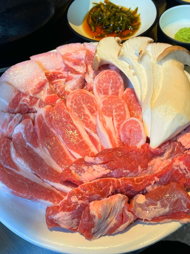  연남동 돼지고기 맛집 추천 쫄깃한 꼬들살과 항정살이 맛있는 형제특수부위 연남점 솔직후기