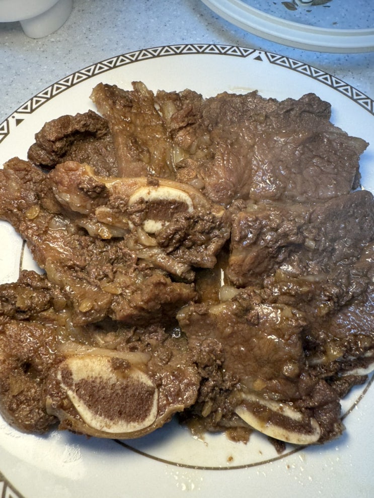  따식이네 숙성양념 청주 LA갈비, 청주에서 소문난 한입 갈비의 맛은?