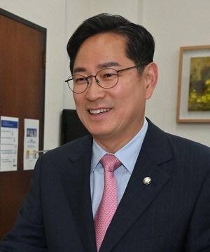 공직<b>선거법 위반</b> 혐의 <b>기소</b>…정당 활동 vs 불법 <b>선거</b>운동 논란