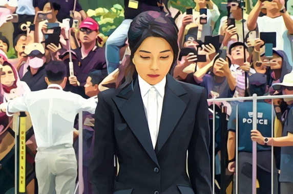 피의자 <b>김건희</b>, 헌정사 최초 전직 영부인 수사기관 공개 출석
