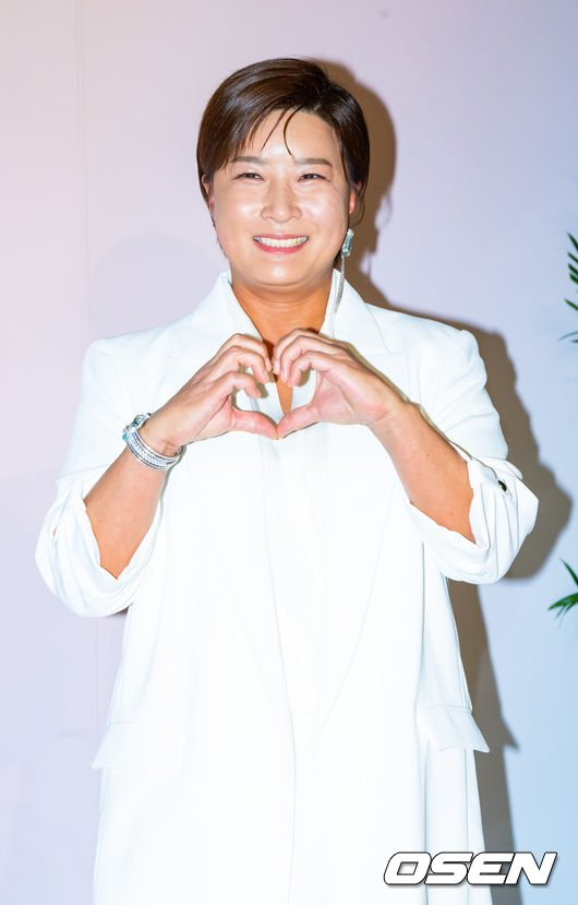 [단독] <b>박세리</b>, 끊임없는 <b>열애</b> ㄷㄷㄷ <b>재벌 2세</b> 남친?!