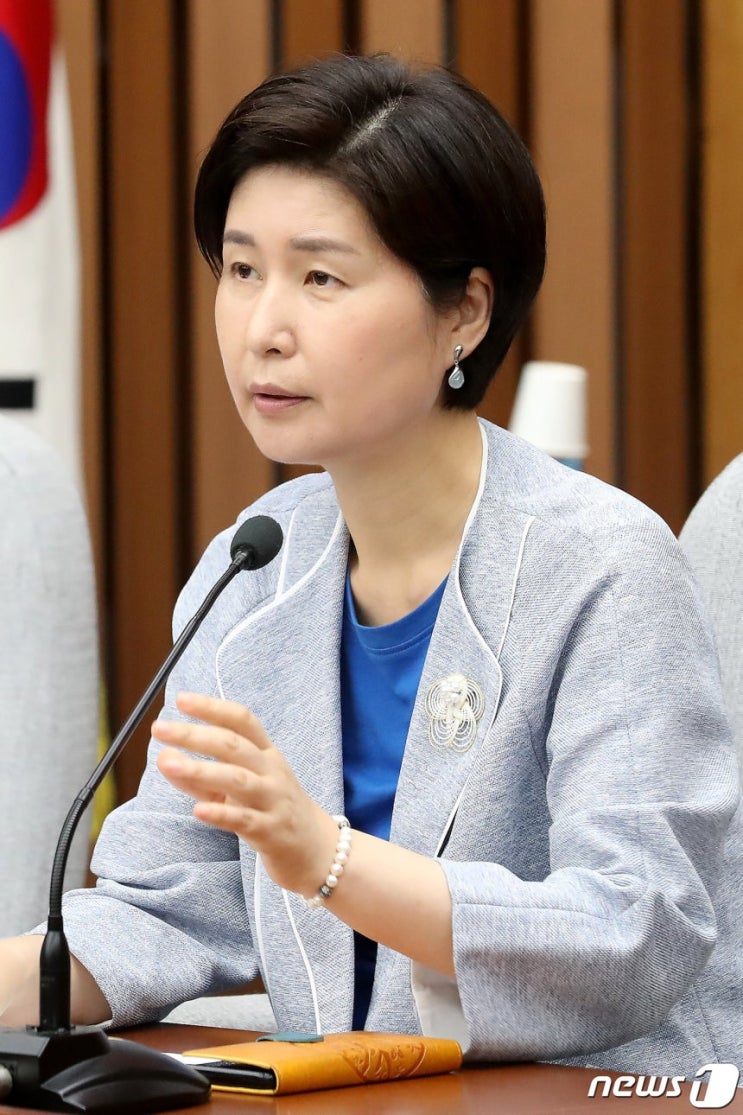 더불어민주당 사법개혁특별위원장 <b>백혜련 의원</b> 프로필