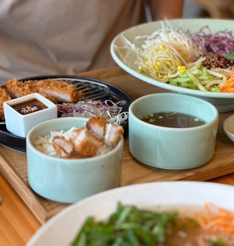  성복역 맛집, 칠성제면소 수지점 쫄면 필수 주문(주차무료, 아기의자 있음)