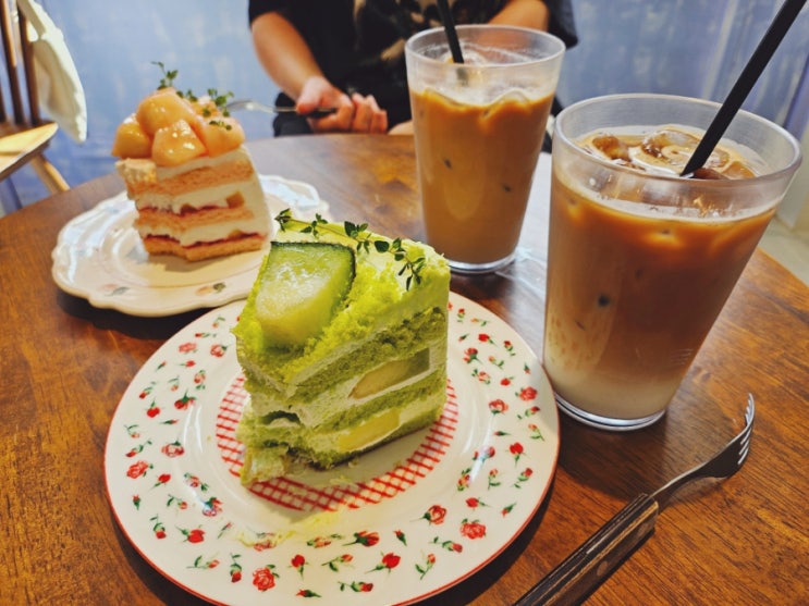  뚝섬역 디저트 맛집 터틀힙 | 서울 당일 레터링 케이크