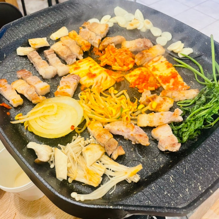 <강릉 여행 2일차> 초당애(짬뽕순두부)-산토리니커피-망상해수욕장(델루와)-바다삼겹살