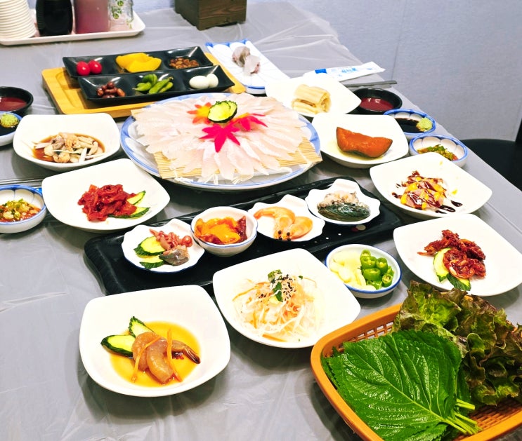  예약필수! 40년 경력의 참가자미전문점 포항이동횟집  제일회타운