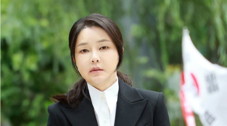  김건희 소환조사 후 영장청구한 특검, 尹 2차 영장 집행은 또 실패