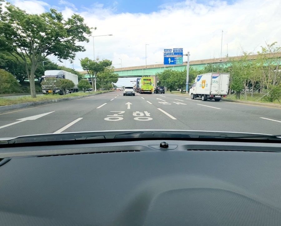 한솥도시락 동서대점 사진 3