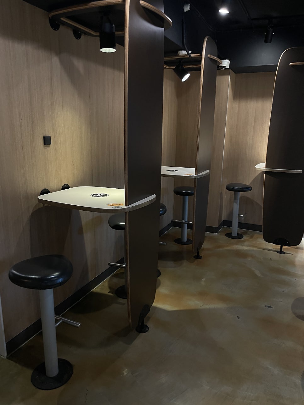 맥도날드 홍제역점 사진 5