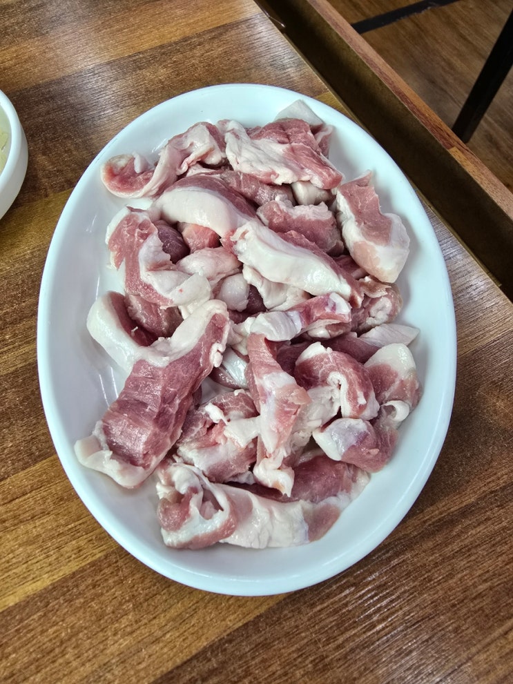  제주시청 가브리살 멜찌개 맛집 솔지식당 시청점