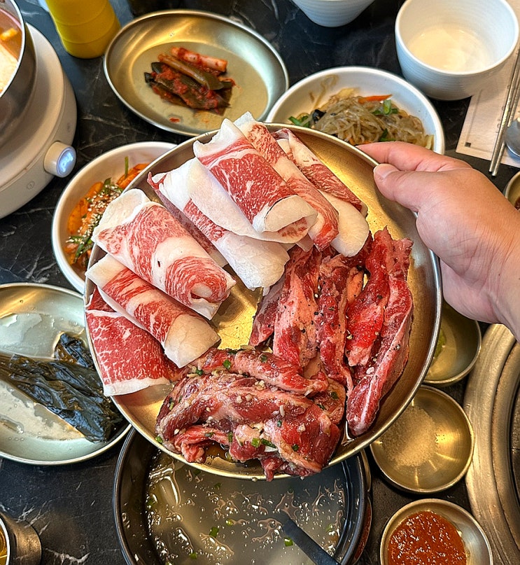  자양동 소갈비 고기집 육화본에 다녀왔어요.