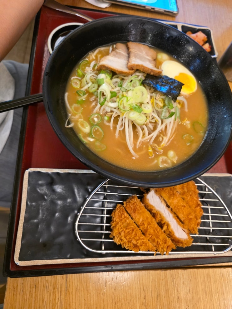  롯데몰 은평점 명동 가츠라, 냉소바·미소라멘 + 로스카츠 세트로 4인 가족 점심 후기